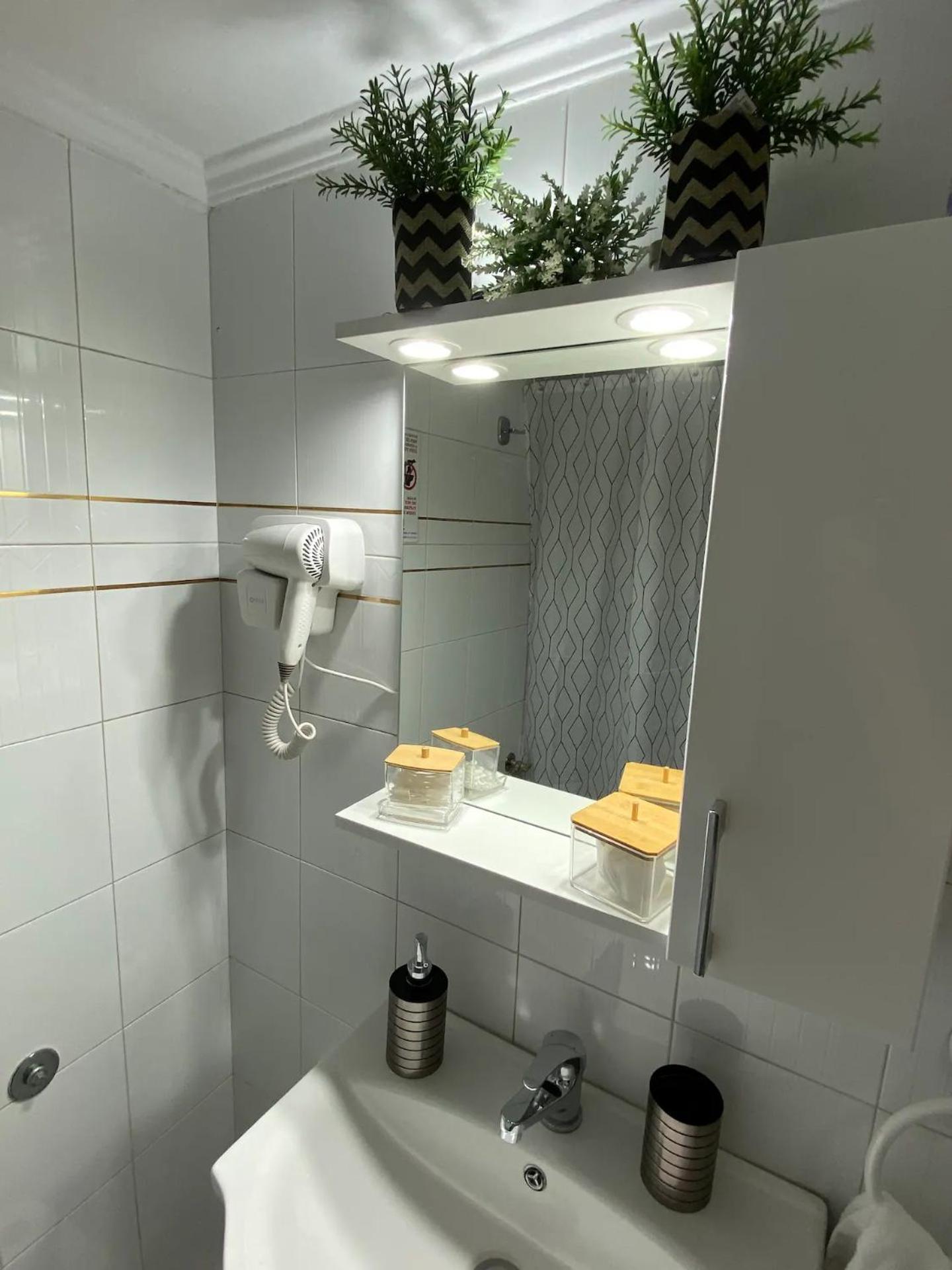 2Downtown#Alsos# Apartment Солун Екстериор снимка